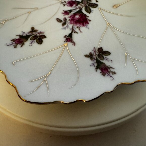 Nippon Bone China Ceramic Porcelain Leaf Shape Plate Floral Pattern Gold trim - Picture 5 of 9